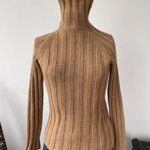 Vintage Dolce & Gabbana Sweater - Picture 3 of 10